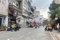 Bán nhà mặt phố đoạn đẹp nhất hoàng như tiếp 80m, 4t, mt4.2m, nhà 2 thoáng, chủ hợp tác.