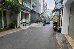 Nha mơi ngang 4m sat hem xe hơi sô vuông vưc âu dương lân q8 chi 4 ty 8