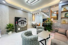 Nhà đẹp ở ngay gần phan đăng lưu, phú nhuận, 57m2, 3pn, 2 tầng, vài bước ra hxh, 7.4 tỷ