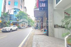 Bán gấp nhà phố hoàng cầu, phân lô ô tô tránhdt 130m2, 4 tầng, mt 8m, 40tỷ