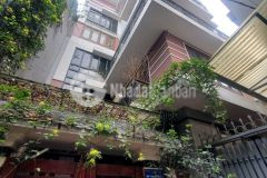 Bán nhà bồ đề,long biên 5 tầng,100m,mt8.6m oto đỗ mặt hồ nhỉnh 15 tỷ