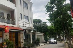 Nhà đẹp 3 tầng gần chợ long trường, thủ đức, 52m2, 4pn, nhỉnh 4 tỷ.