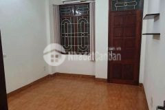 Cho thuê nhà ở, chdv ngõ chính kinh, thanh xuân 30m x 5t giá 12.5tr, cho cải tạo nhà