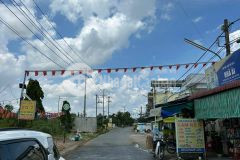 Bá.n nhanh cặp nền có căn nhà cấp 4 rất mới trên đất thuộc khu dân cư đông phú hậu giang đã sáp nhập