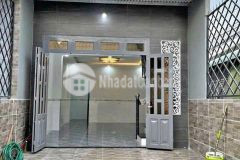 Bán gấp căn nhà ở hóc môn để trả nợ, giá 950 triệu, dt 100m2, shr.