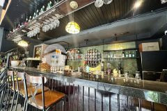 Cho thuê nhà mặt tiền nguyễn chí thanh ngang 8m vị trí sầm uất