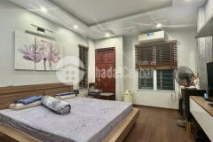 Bán nhà gỗ lim phố đội cấn, ba đình 40m2 mặt tiền 5m xây 5 tầng gần phố nhỉnh 11 tỷ