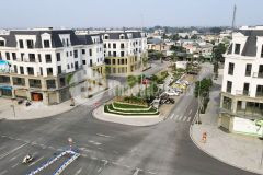 Bán nhà phố 5 tầng sổ sẵn, đối diện vinhomes, nhận nhà ngay chỉ với 600 triệu