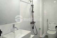 Giá nào cũng bán nhà đầu ngõ ngọc thuỵ, giá 5.6 tỷ, 40m2x3t