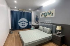 Bán nhà đàm quang trung long biên 53m 5 tần hơn 8 tỷ ô tô đỗ cổng