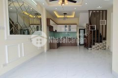 Bán nhà ngõ 2 xóm chùa, tứ hiệp, 35m2 x 5 tầng, 5.65 tỷ