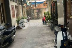 Bán nhà hẻm gần mặt tiền, chỉ cách trần bình trọng 100m, nguyễn trãi 200m