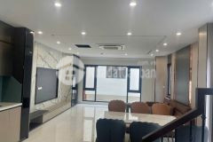 Bán gấp nhà ngọc thuỵ, long biên 52m2, lô góc 6 tầng, thang máy, gara ô tô