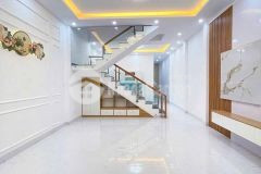 Chủ đi canada cần nhượng gấp 5x18 đất tặng nhà shr, giá cực tốt