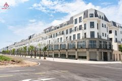 Bán căn góc nhà 5 tầng central riverside đối diện tòa chung cư 18 tầng