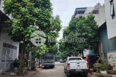 Ngọc hồi sau tòa tecco tứ hiệp bán nhà 50m2 4 tầng ô tô tránh vỉa hè hơn 9 tỷ