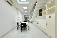 Ngay đại học văn lang 100m2 khu đồng bộ 4 tầng công viên trước nhà