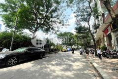 Bán nhà phố quan hoa cầu giấy ngõ rộng thoáng dt 68m2 giá 20.9 tỷ