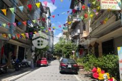 Trần quốc hoàn phân lô vỉa hè ô tô 5 tầng thang máy vèo vèo 40m2