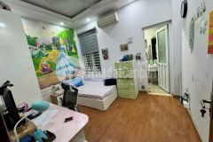 Cho thuê nhà ngõ 61 phùng chí kiên, hoàng quốc việt 60m x 6t giá 25tr, ô tô tránh