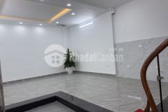 Hàng độc nhà 41m2 5 tầng đội cấn 8,9 tỉ kinh doanh dòng tiền