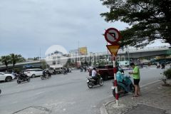 Hoàng quốc việt nhà 2 mặt ngõ sát mặt phố kinh doanh oto vào nhà