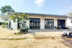 Nhà đậu được ô tô đang xây mới kdc tân phú giá chỉ 2,2 triệu tháng.