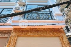 Bán nhà phố nguyễn chí thanh 40m2 xây 5 tầng thang máy chỉ 9.9 tỷ hiếm đống đa