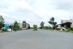 Nền trục chính lộ 47m kdc tân phú, nền cách đường võ nguyên giáp 70m mà giá chưa tới 23 triệum2.