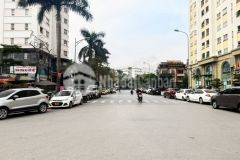 234 hoàng quốc việt sân rộng nhà đẹp ở ngay không gian lý tưởng cho đại gia đình