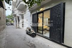 Nhà mới bồ đề 5tầng ôtô kinh doanh gần hồ đầy đủ nội thất