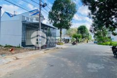 Bá.n nền đẹp thổ cư đường phạm văn nhờ kdc diệu hiền trục thông cách quốc lộ 150m