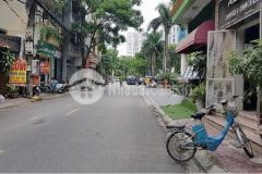 Nhà đẹp sát phố 3 mặt thoáng mặt tiền 6m 1 ngoặt tới hoàng quốc việt