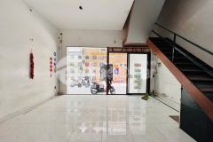 Bán nhà phân lô, ô tô tránh, kinh doanh đỉnh trung tâm cầu giấy dòng tiền 300trnăm