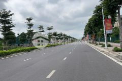 Duy nhất 1 căn nhà mặt phố kim cương hồng tiến 305m, mt17m, 3 thoáng, vỉa hè rộng thênh thang.