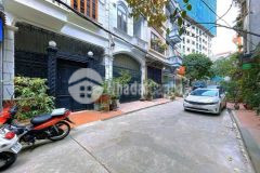 Bán nhà phân lô hoàng quốc việt, 55m2 4 tầng, mt 6m, 16.2 tỷ lh 0987104878