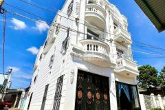 Nhà đẹp góc 2 mặt tiền đường trần văn phụ khu trung cao chỉ 5.650 tỷ