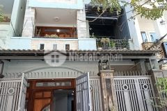 90m2 giá 13 tỷ 4 tầng 4pn nhà phố gần sông đường d4, q7