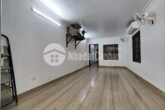 Cho thuê căn hộ tầng 1 tập thể thành công ba đình, nhà đẹp, ô tô tránh, 2 mặt ngõ