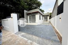 Bán nhà diên lâm mới xây sát bên hương lộ 39