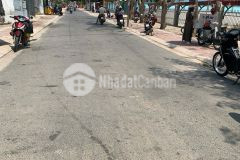 Đất mt nhựa có vỉ hè tại tt phước bửu cũ xã hồ tràm, 291m2 sẵn 235m2 thổ cư. lh0914377376.