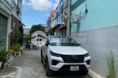 Chỉ 5.x tỷ có ngay siêu phẩm nhà 3 tầng hxh tại quận 9 tặng full nội thất nửa tỷ. lh0906857033.