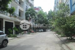 Tôi bán đất dv chìa quan, đa sỹ cạnh công viên hà đông 54m2 chỉ 12.2 tỷ. lh 0989.62.6116