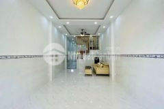 Bán nhà chính chủ chỉ 6 tỷ hơn, dt 63m2 xây 3 tầng.