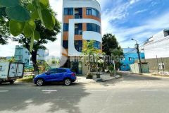 Bán toà căn hộ 5 tầng lô góc 2 mặt tiền mới xây full phòng sơn trà gần biển pháo hoa