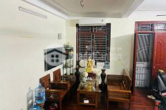 Cho thuê nhà ngõ 3 gác quan nhân, thanh xuân 48m x 4t giá 11.5 triệu, ở nhóm gia đình