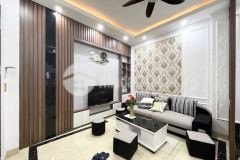 Nhà đẹp bồ đề 5tầng nội thất đầy đủ nhỉnh 6tỷ