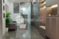 Cc bán nhà 37 ngõ 8620 hào nam ô chợ dừa, ngõ to, nhà mới, full đồ dt 30m4 tầng6.95 tỷ