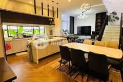 Bán villa nghỉ dưỡng đẳng cấp giữa trung tâm đà lạt 3 mặt tiền thoáng đãng