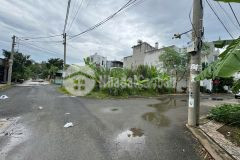 Đất ngang 8m đường trường lưu, long trường, quận 9, 82m, giá 4.4 tỷ.